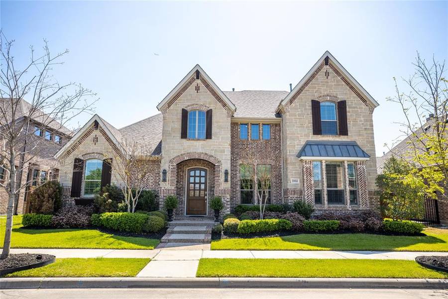 1004 Crystal Oak Lane, Arlington, TX 76005