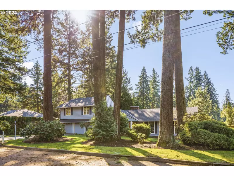 6236 SW WAYZATA CT, Lake Oswego, OR 97035