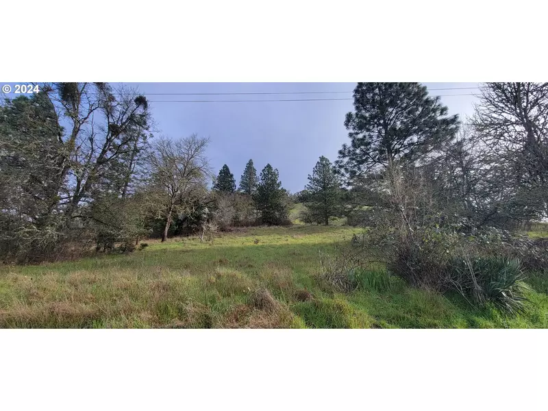 SE ARDIS AVE #7, Myrtle Creek, OR 97457