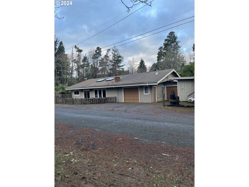 1403 282ND ST, Ocean Park, WA 98640