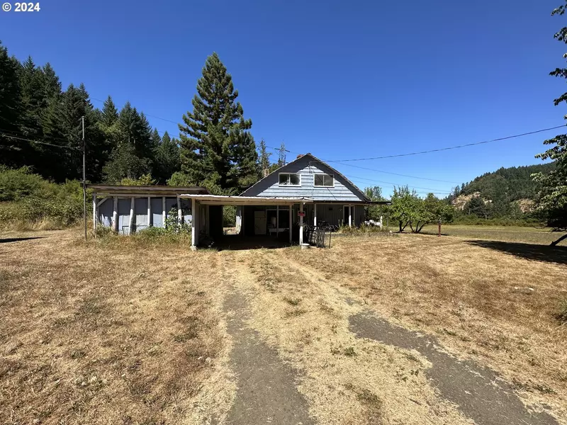 201 KEYBIRD LN, Sutherlin, OR 97479