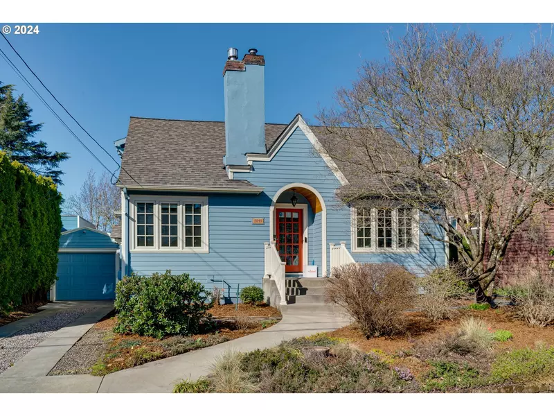 2013 SE 59TH AVE, Portland, OR 97215