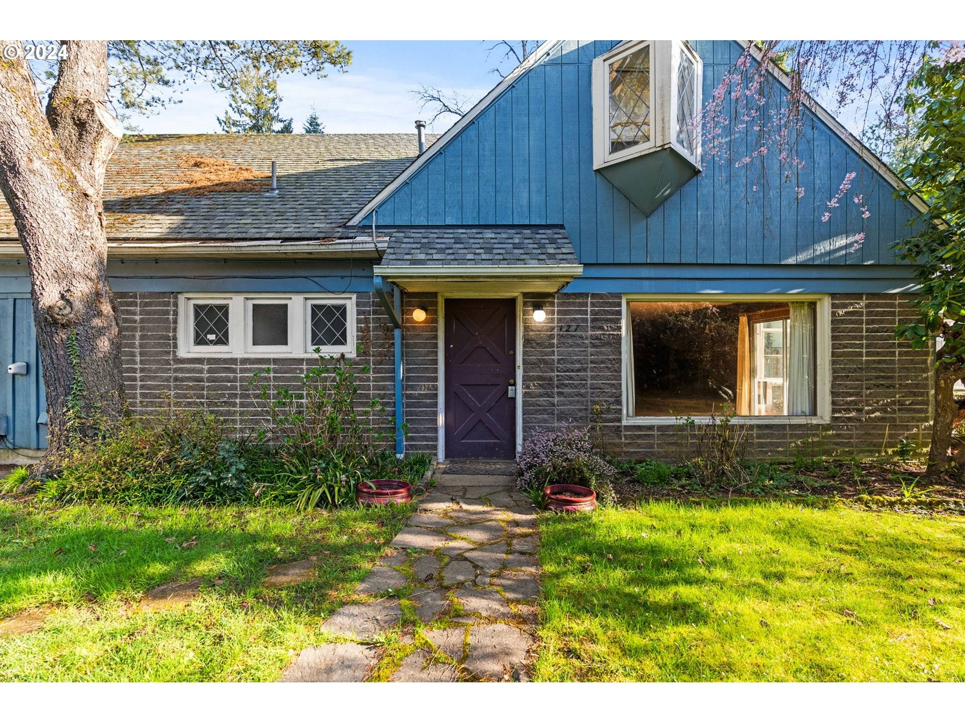 127 ASH ST, Lake Oswego, OR 97034