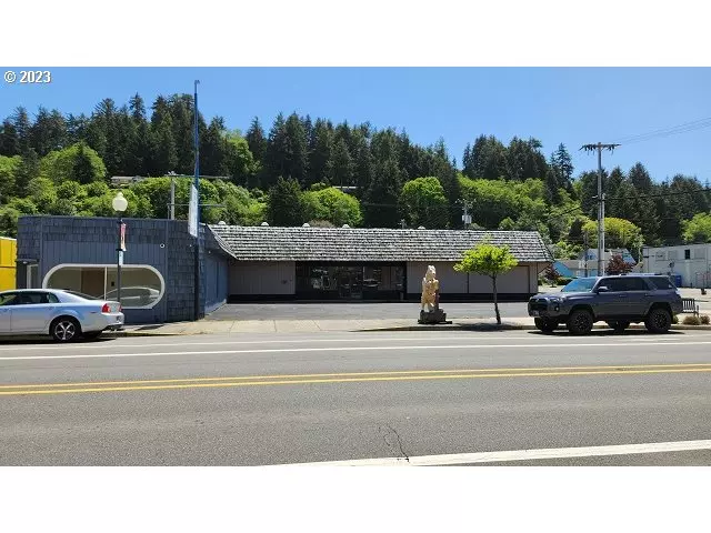 Reedsport, OR 97467,470 FIR AVE