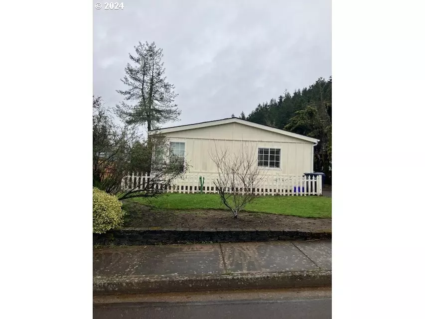 Springfield, OR 97478,5924 JESSICA LN