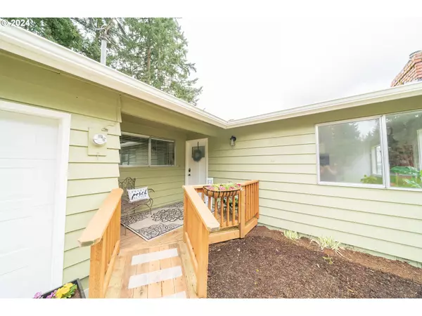 Stayton, OR 97383,434 W KATHY ST