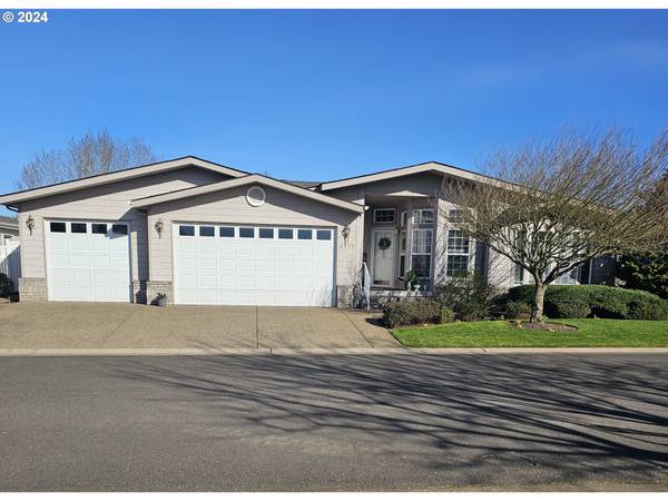 2475 NORTHAMPTON, Eugene, OR 97404