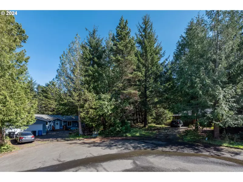 NW TL 1601 SW Norwood PL, Waldport, OR 97394