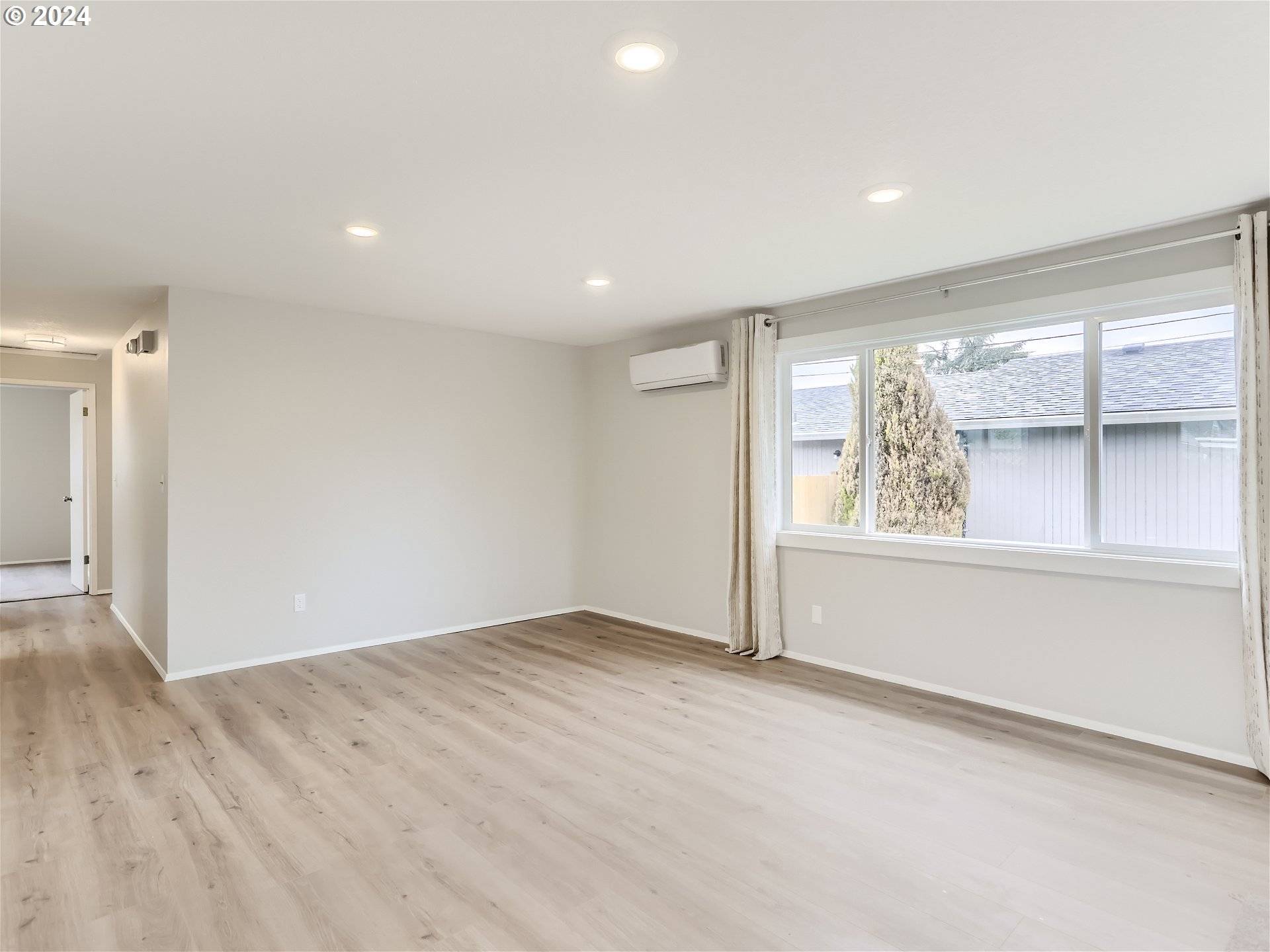 Portland, OR 97266,8740 SE KNAPP ST