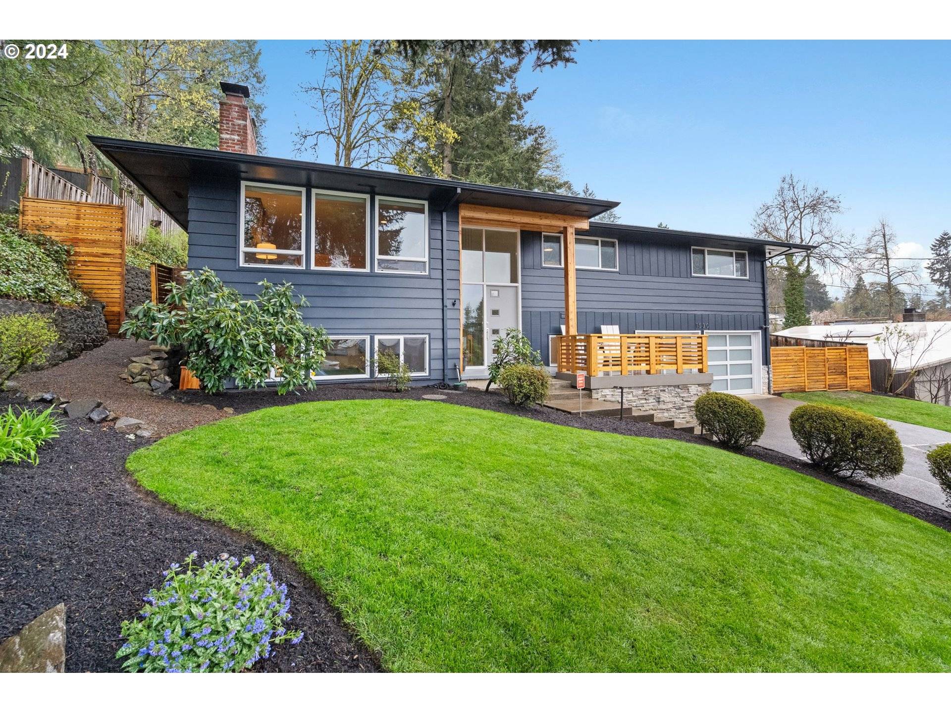 1530 LARCH ST, Lake Oswego, OR 97034