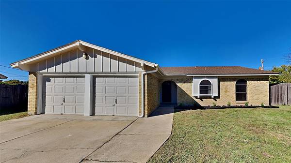 6425 Dorchester Trail, North Richland Hills, TX 76182