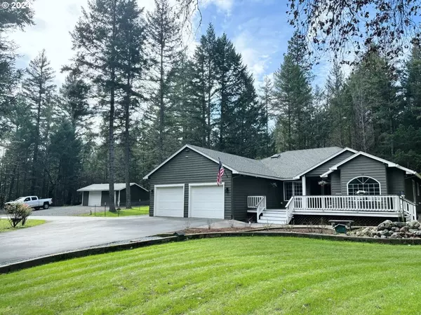 1090 BARKER DR, Merlin, OR 97532