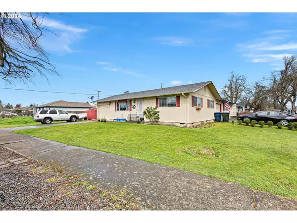 Springfield, OR 97478,3994 S F ST