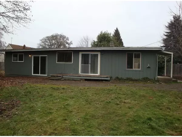 Lebanon, OR 97355,155 HIATT ST