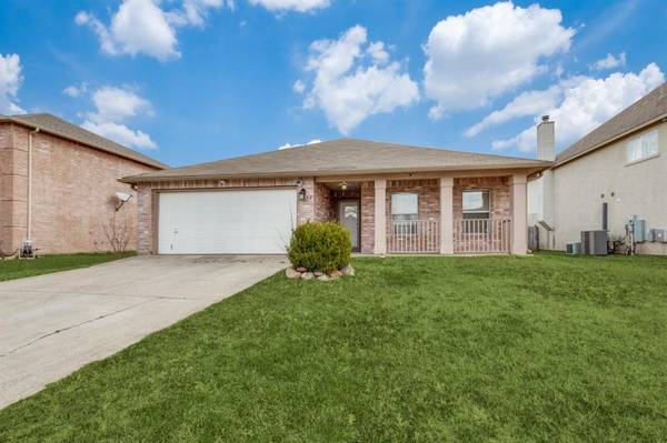 3132 Spyglass Drive,  Grand Prairie,  TX 75052