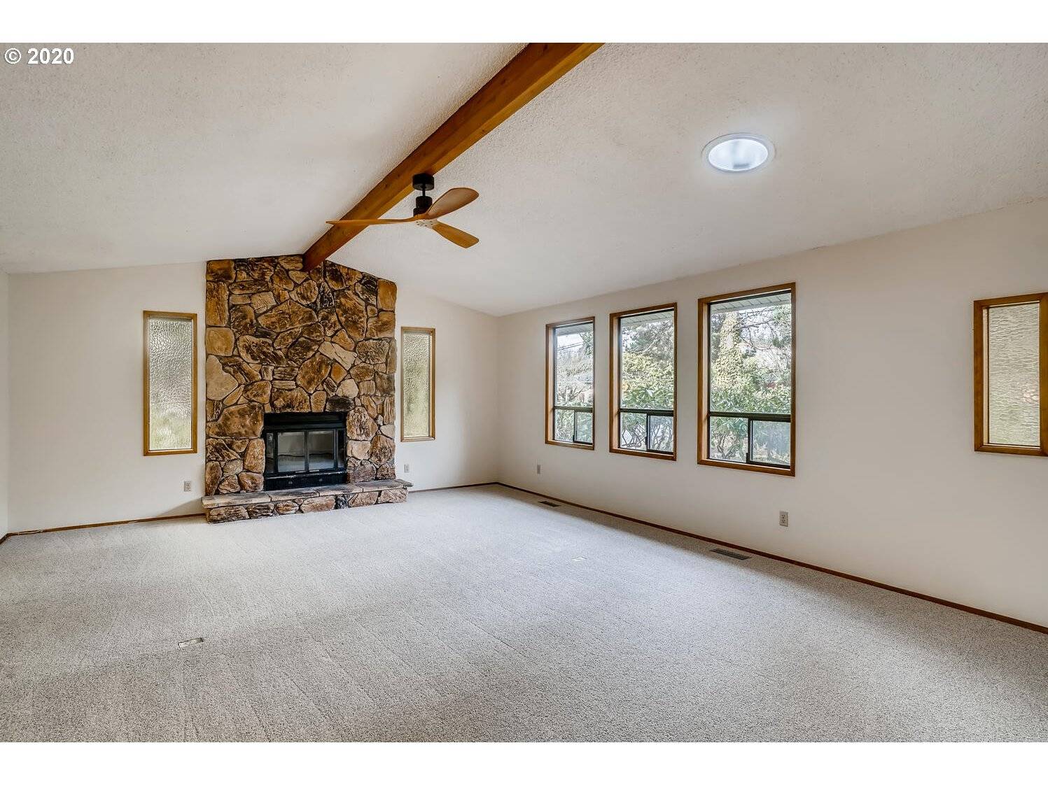 Portland, OR 97225,9490 SW MORRISON ST