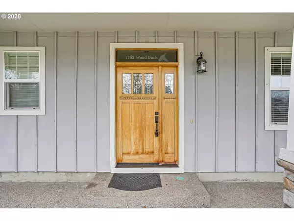 Silverton, OR 97381,1703 WOOD DUCK ST