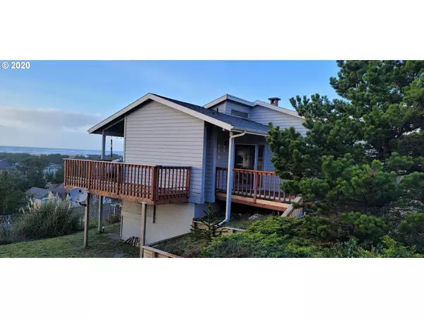 30201 J PL, Ocean Park, WA 98640