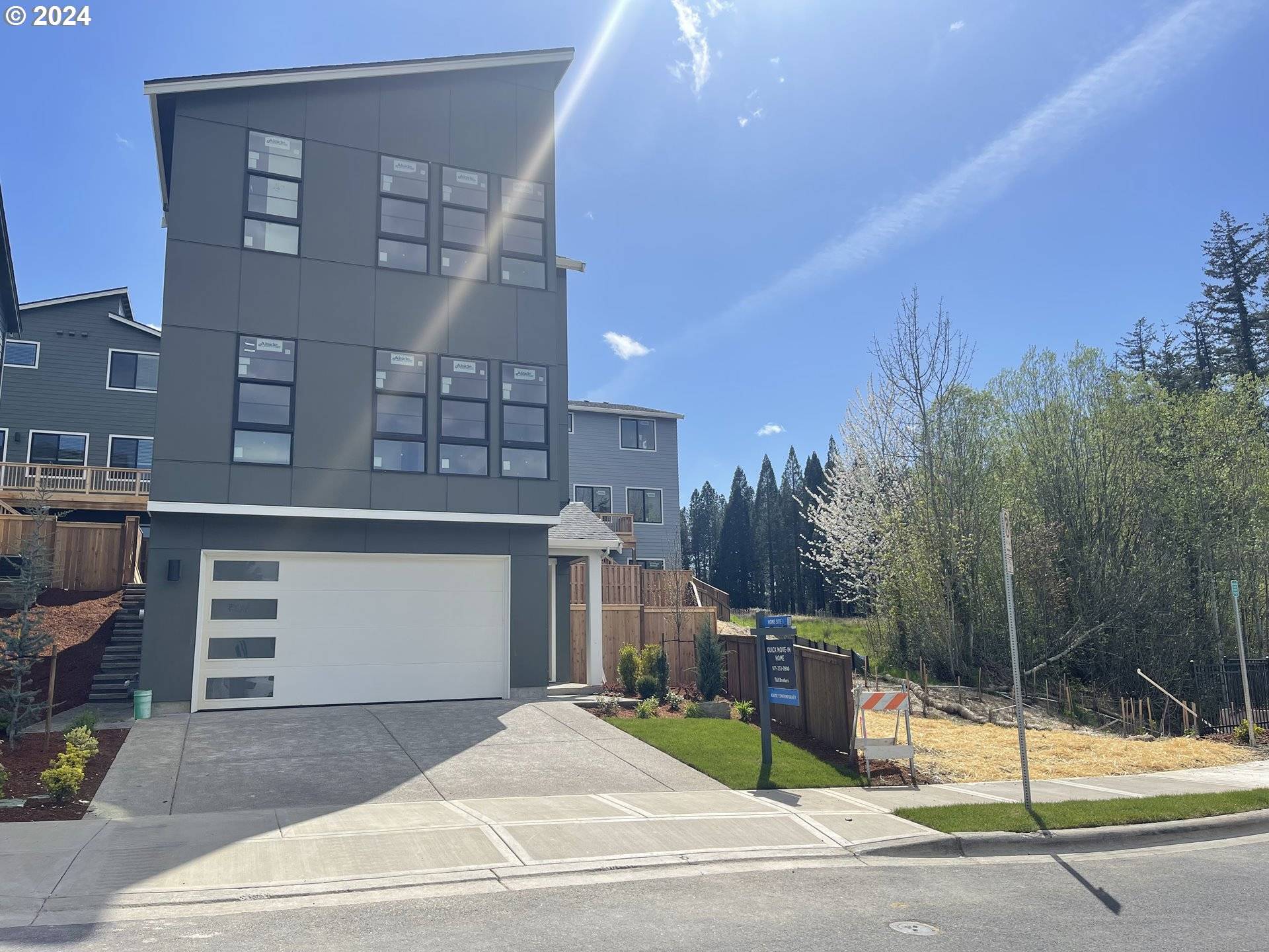 15870 NW Holman WAY #L 1, Portland, OR 97229
