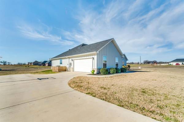 Brock, TX 76087,200 Dover Court