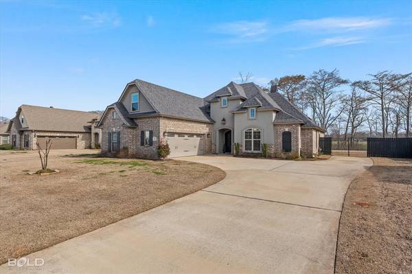 Bossier City, LA 71111,476 Long Acre Drive