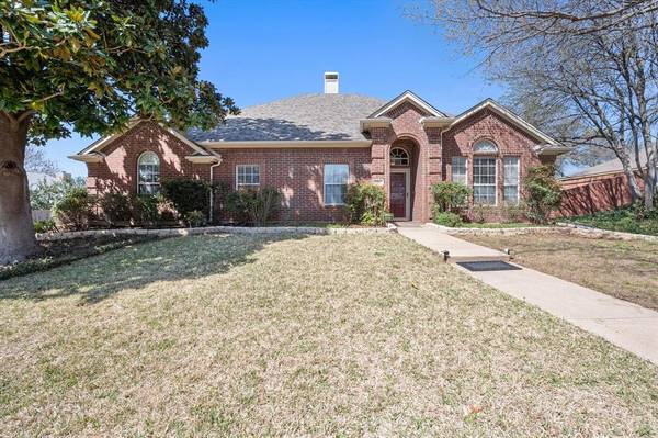 705 Newport Road, Fort Worth, TX 76120