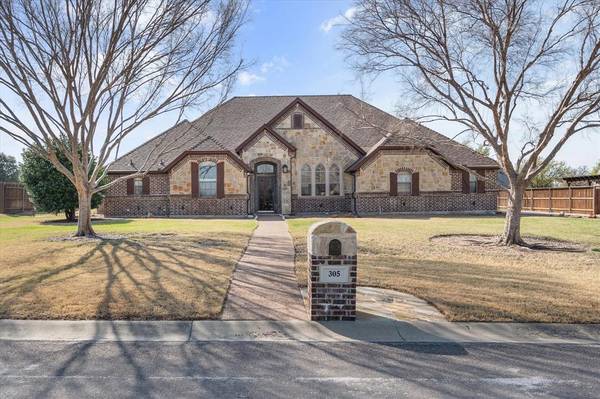 305 Applewood Lane, Haslet, TX 76052