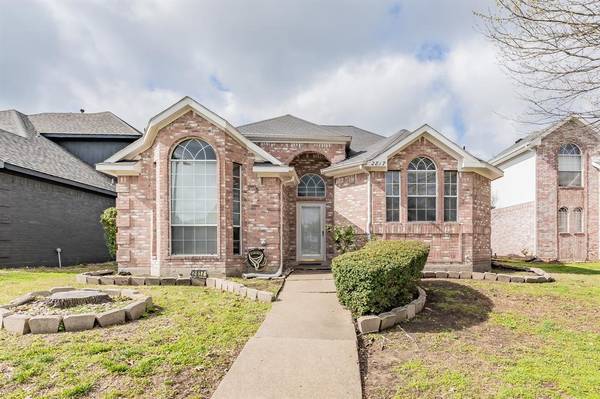 2817 Clearwater Drive, Mesquite, TX 75181