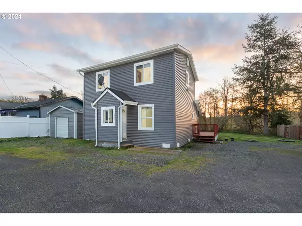 429 NW C ST, Siletz, OR 97380