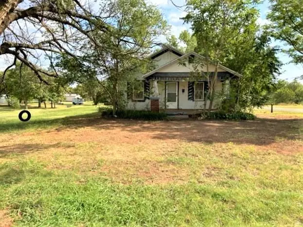 Cordell, OK 73632,702 E 2nd Street