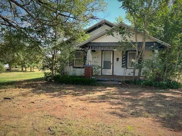 Cordell, OK 73632,702 E 2nd Street