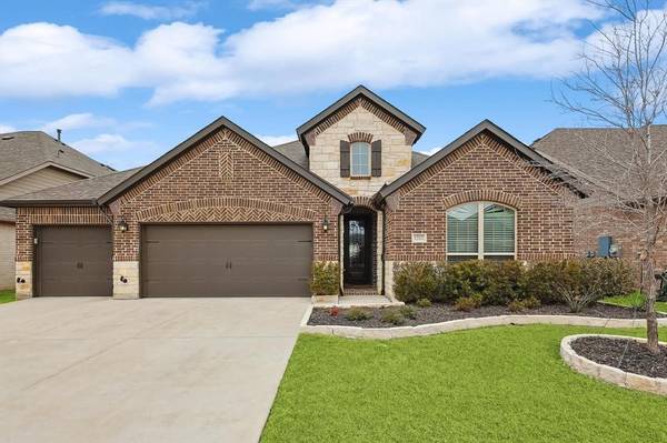 1212 Arcadia Lane,  Northlake,  TX 76226