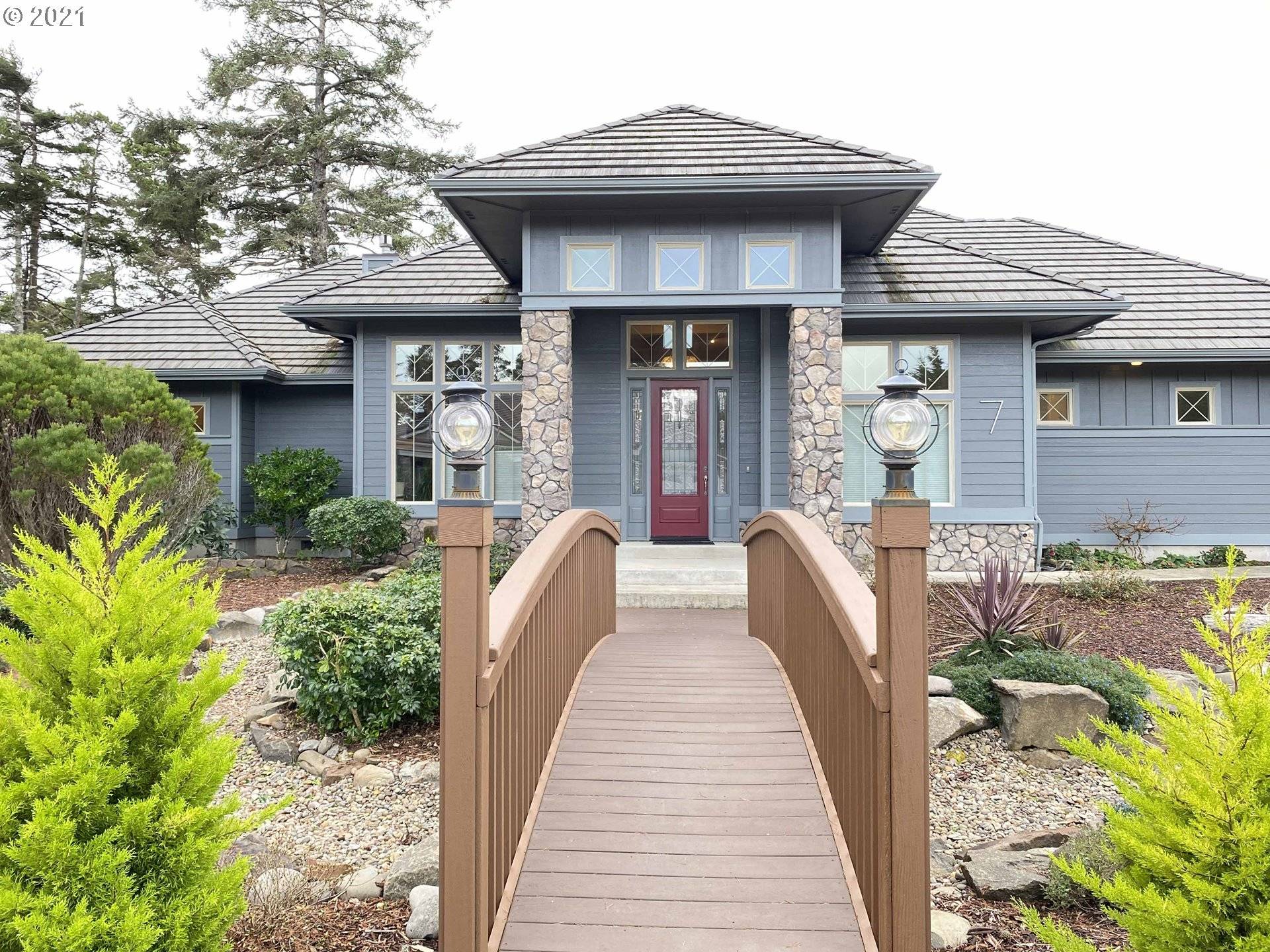 Florence, OR 97439,7 Fawn Ridge LN