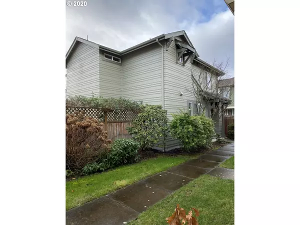 Eugene, OR 97402,1610 HAMLET LN