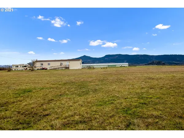 93041 POWERLINE RD, Eugene, OR 97408