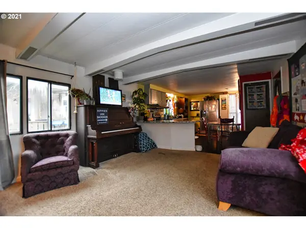 2145 31ST ST #57, Springfield, OR 97477