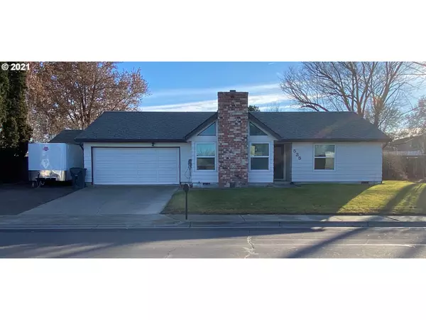 535 W MOORE AVE, Hermiston, OR 97838