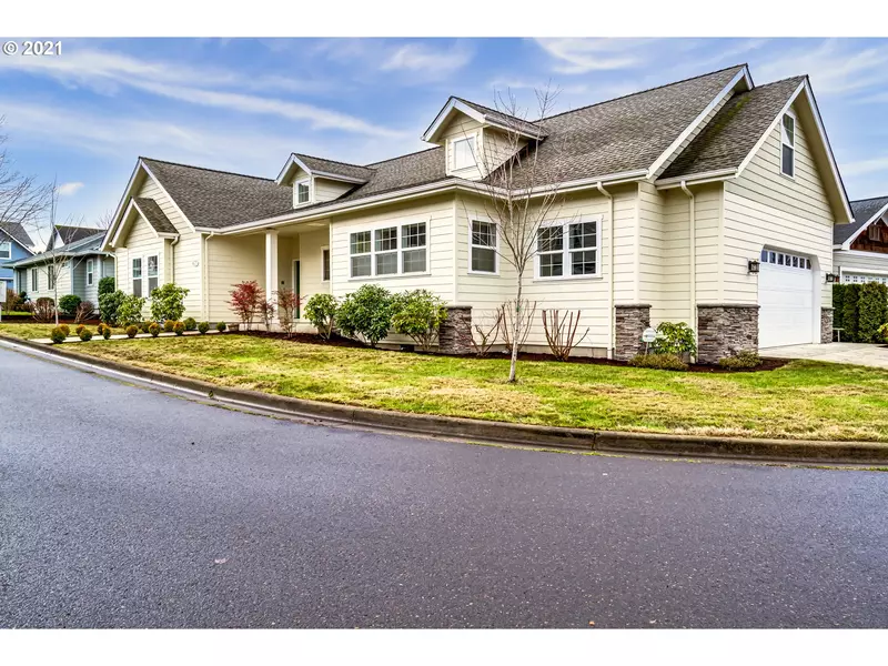 2340 ROLLIE LOOP, Eugene, OR 97405