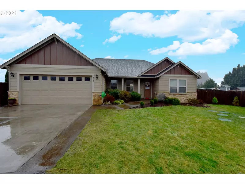 409 E Heather WAY, Yacolt, WA 98675