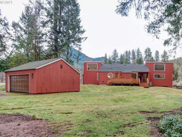 91563 DEARBORN ISLAND RD, Blue River, OR 97413