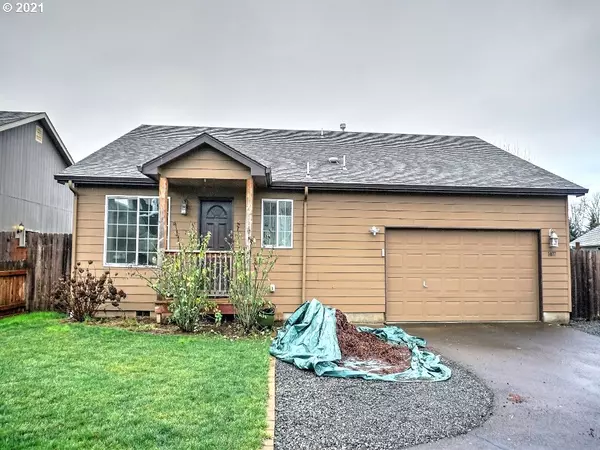 1407 TJ LN, Silverton, OR 97381