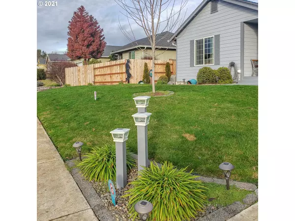 Winston, OR 97496,275 NW TEAL ST