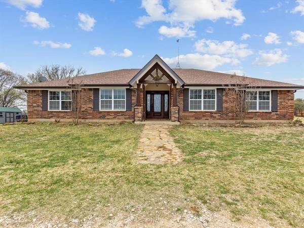 1081 Southridge Drive, Mineral Wells, TX 76067