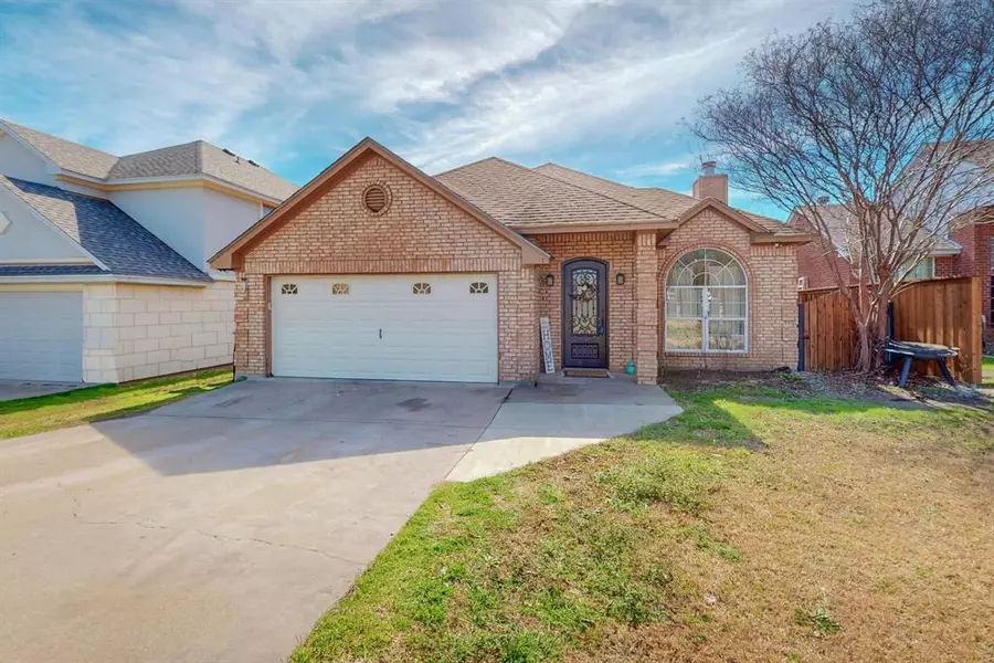 6412 Willard Road, Fort Worth, TX 76119