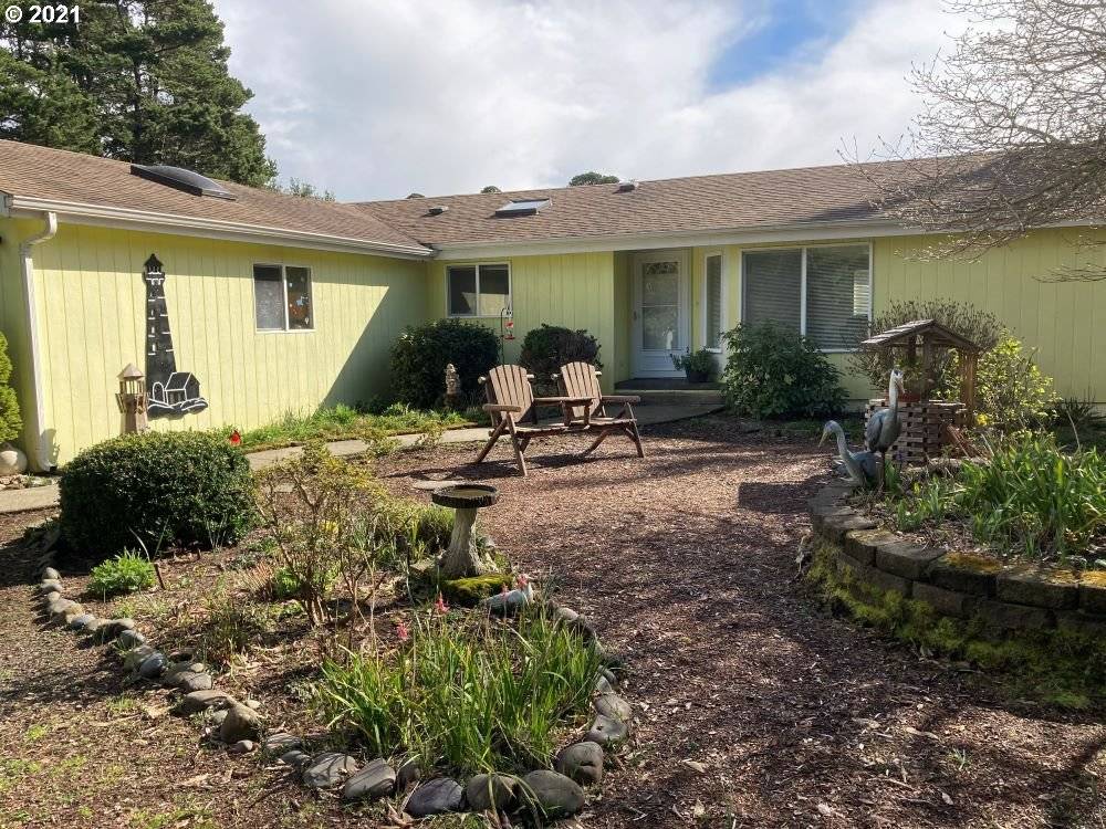 Florence, OR 97439,4854 SEAPINE DR
