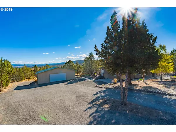 Prineville, OR 97754,6902 SE SCENIC DR