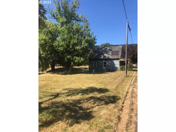 Sheridan, OR 97378,510 NE HILL ST