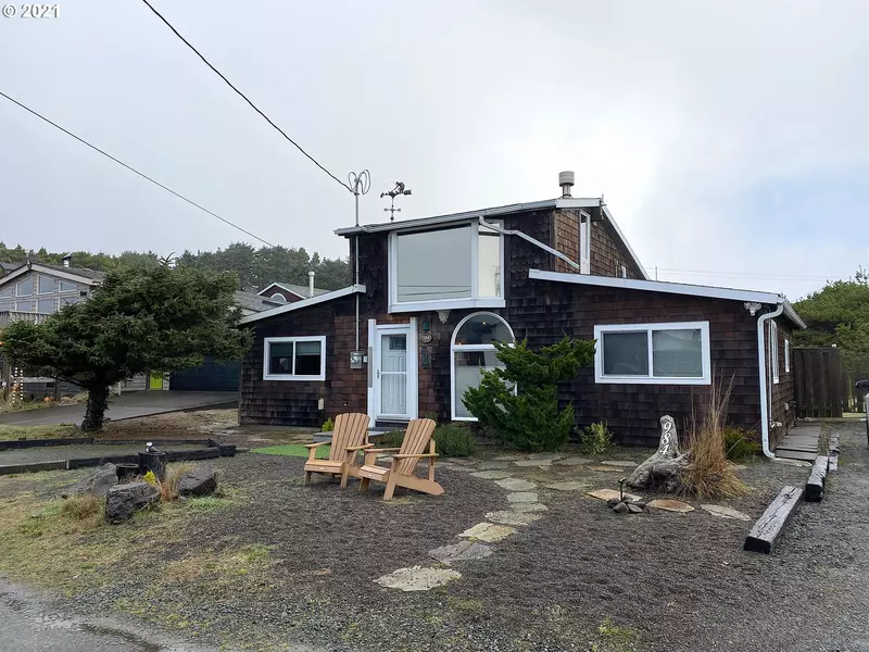 984 BEACH ST, Manzanita, OR 97130