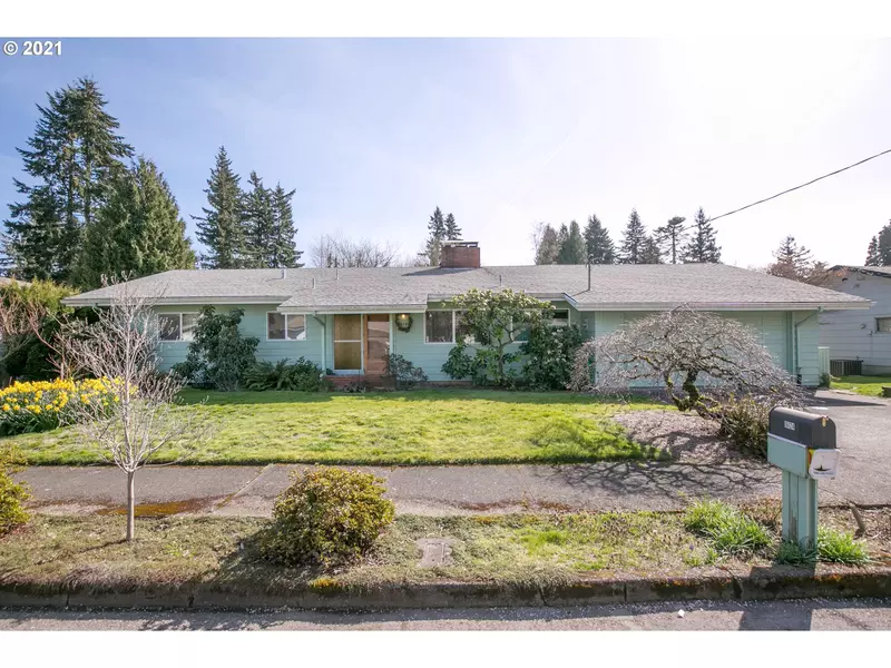 16124 NE MULTNOMAH ST, Portland, OR 97230