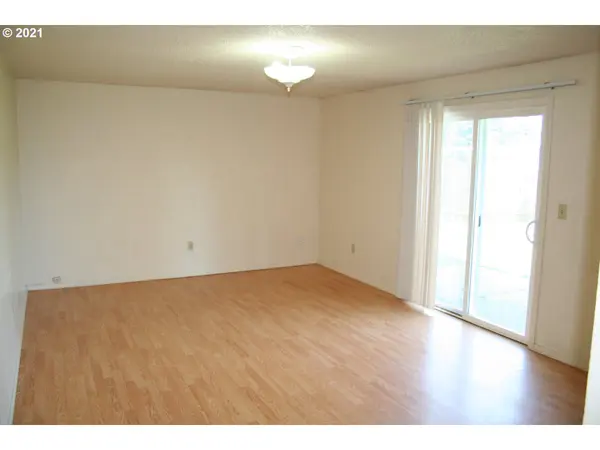 10510 NE 44TH ST, Vancouver, WA 98682